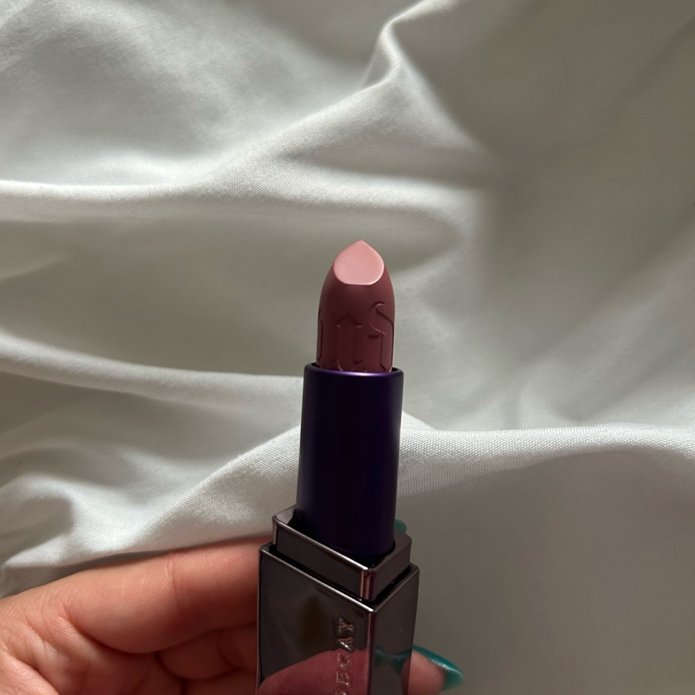 urban decay lipstick